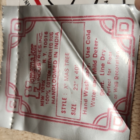 Sloane Stuart 100% cotton stencil rug or wall decor Christmas Tree design - Picture 8 of 9